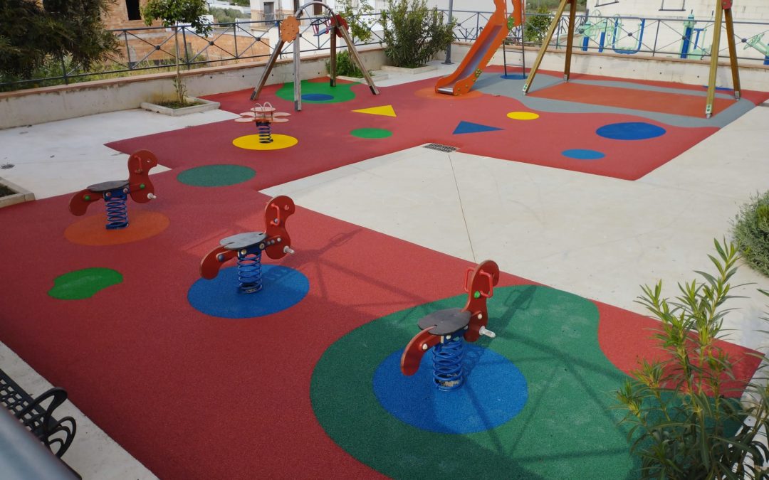 Pavimentación del parque infantil situado en C/ Matrona Rafaela Partera